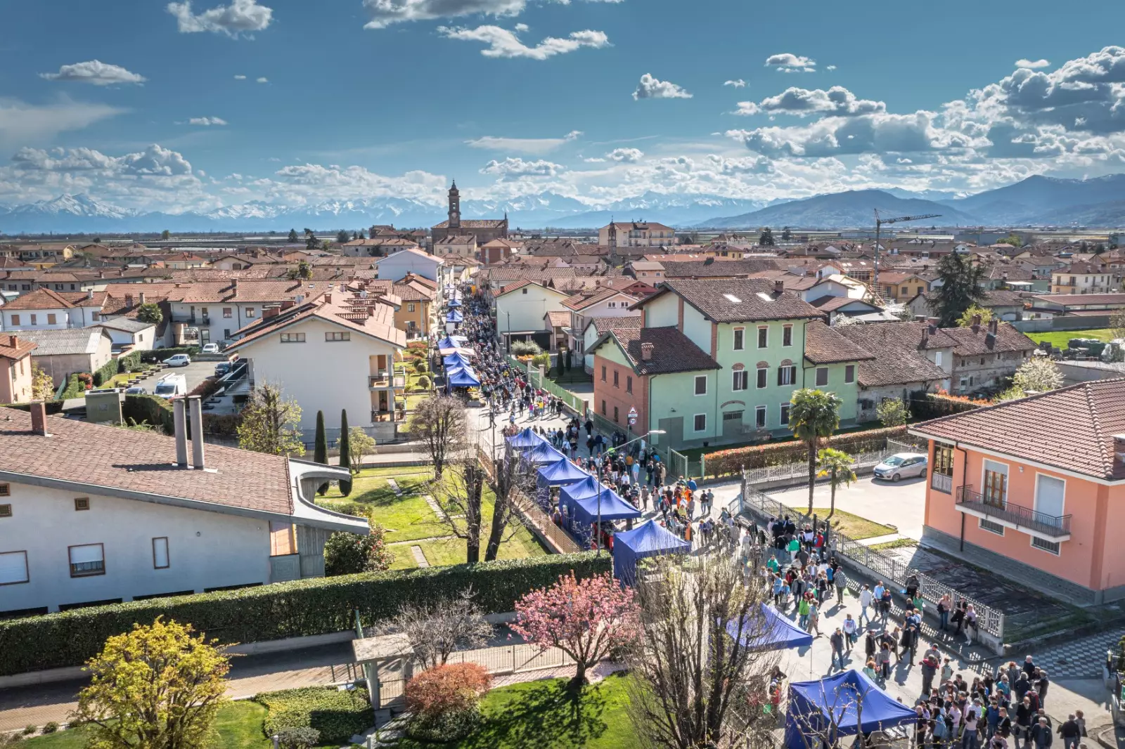 Fruttinfiore vista drone su via Roma